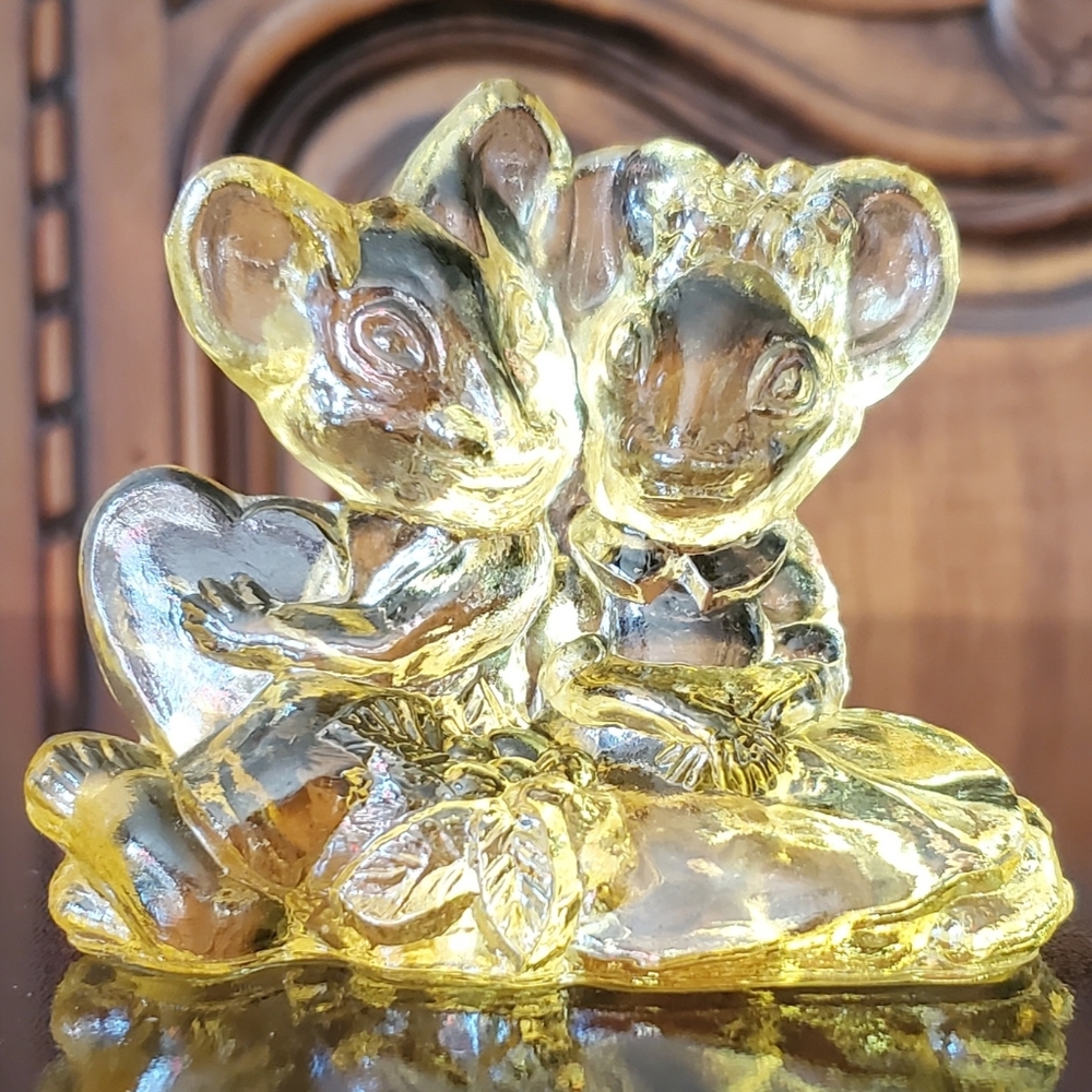 Vntg NIB Limited Edition "Mouse ❤️ Lovers" Yellow #707 of 1000 by Indiana Glass